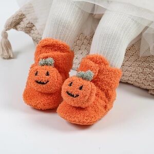 🐻 PUMPKIN BABY BOOTIES